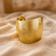 Cecilia Bangle